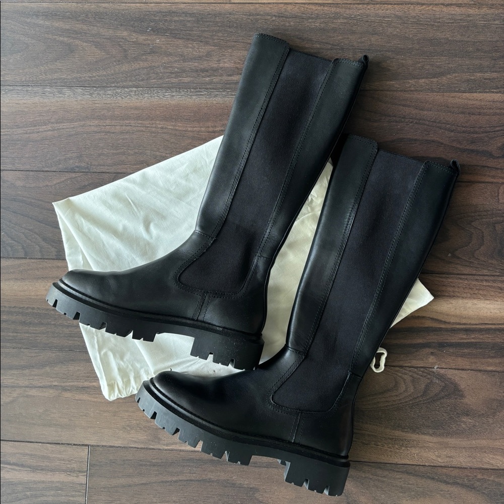Massimo Dutti Flat Track Sole Boots Side Gores